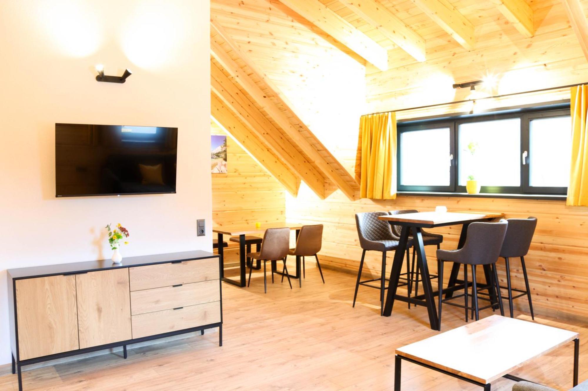 Wood Apartments 4 Jahreszeiten Landl  Exterior photo